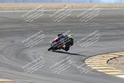 media/Oct-19-2024-CVMA (Sat) [[7df39c5a0d]]/Race 4-Formula Middleweight/